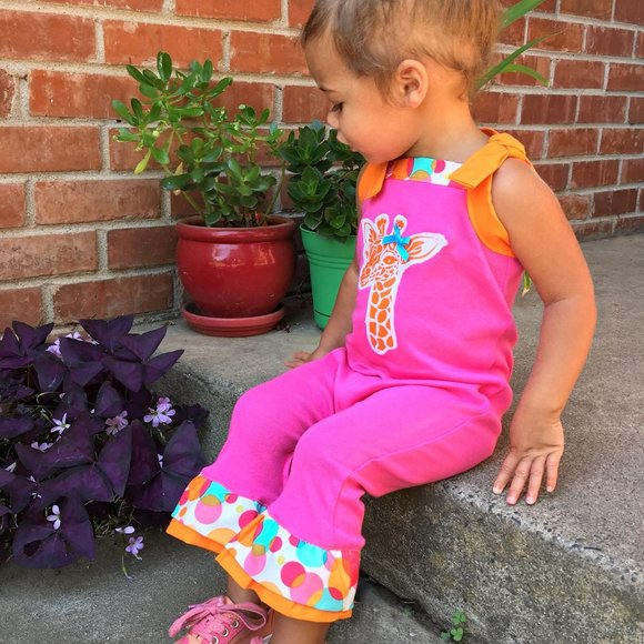Giraffe Zoo Hot Pink Polka Dot 1 Piece Romper Outfit - Picture 1 of 2